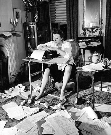 gypsy-rose-lee-1941-women-at-typewriter